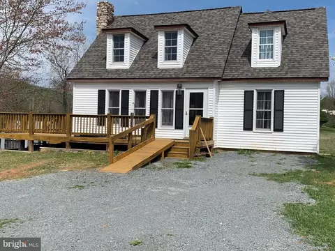 663 Aaron Mountain Rd, Castleton, VA 22716 photo 1
