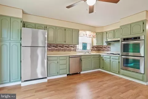 663 Aaron Mountain Rd, Castleton, VA 22716 photo 13