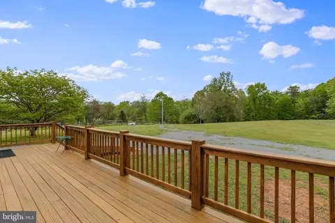 663 Aaron Mountain Rd, Castleton, VA 22716 photo 23