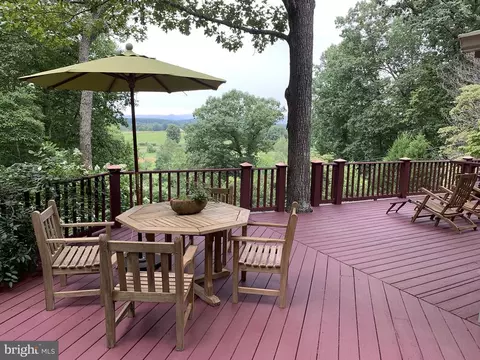252 Castle Mountain Rd, Castleton, VA 22716 photo 4