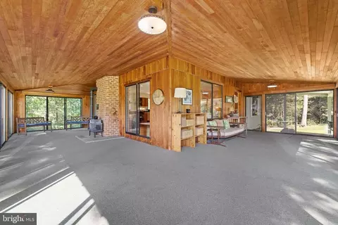 9 Aviator Ln, Castleton, VA 22716 photo 22