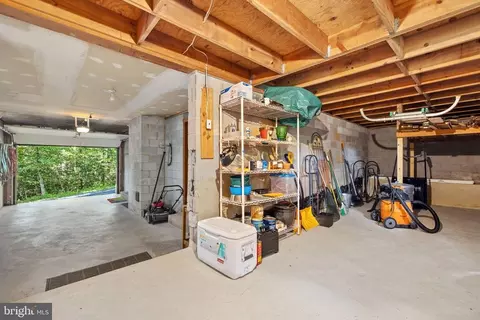 9 Aviator Ln, Castleton, VA 22716 photo 30