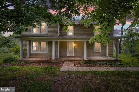 26 Hidden Run Ln, Castleton, VA 22716 photo 1