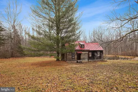 7 Rhododendron Ln, Castleton, VA 22716 photo 42
