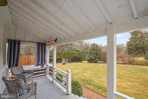 7 Rhododendron Ln, Castleton, VA 22716 photo 5