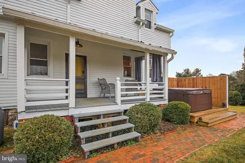7 Rhododendron Ln, Castleton, VA 22716 photo 4