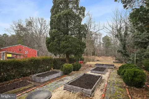 7 Rhododendron Ln, Castleton, VA 22716 photo 32