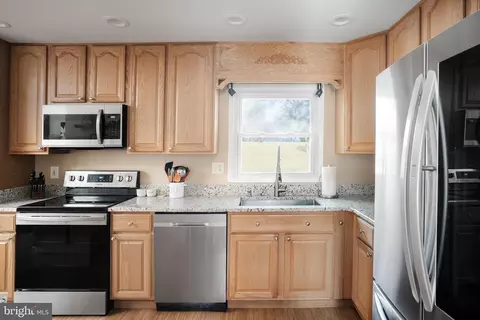 267 Aaron Mountain Rd, Castleton, VA 22716 photo 5
