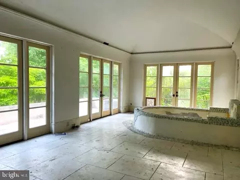 28 Hilltop Ln, Silver Spring, MD 20910 photo 14