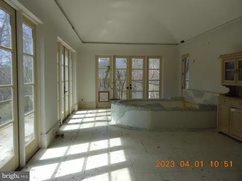 28 Hilltop Ln, Silver Spring, MD 20910 photo 13