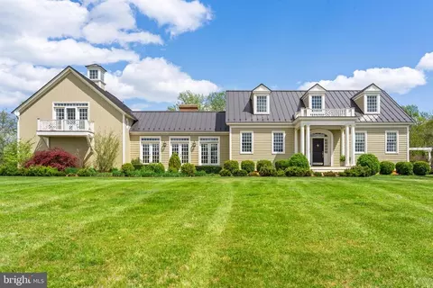 270 Ft Valley Rd, Sperryville, VA 22740