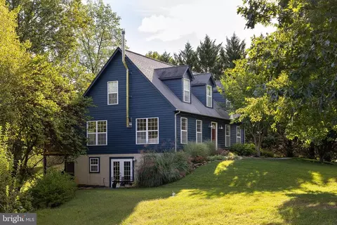 30 Oventop Mountain Ln, Sperryville, VA 22740