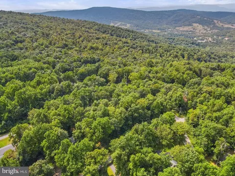 135 Apache Trl, Chester Gap, VA 22623 photo 44