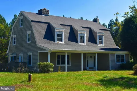 50 Lost Acres Ln, Amissville, VA 20106