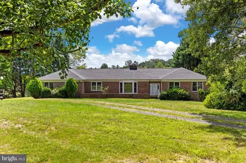 104 Viewtown Rd, Amissville, VA 20106