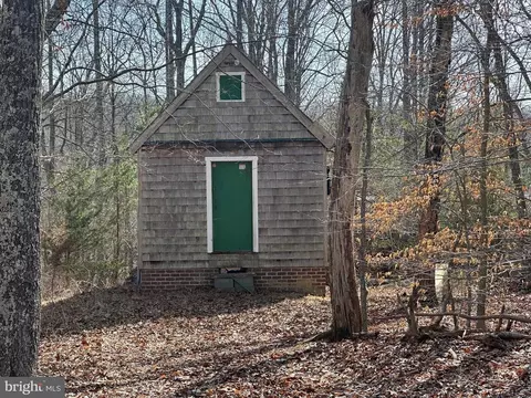 262 Castleton Ford Rd, Castleton, VA 22716 photo 9