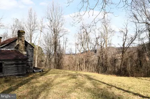 Aileen Rd, Flint Hill, VA