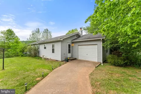 12288 Grindstone Ln, Boston, VA 22713 photo 2