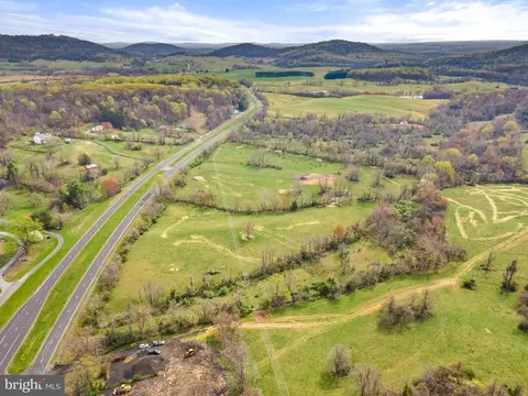 Lee Highway, Washington, VA photo 23