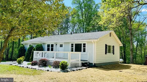 63 S Poes Rd S, Amissville, VA 20106