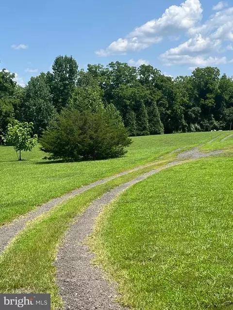 455 Richmond Rd, Castleton, VA 22716 photo 5