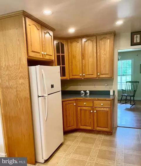 455 Richmond Rd, Castleton, VA 22716 photo 12