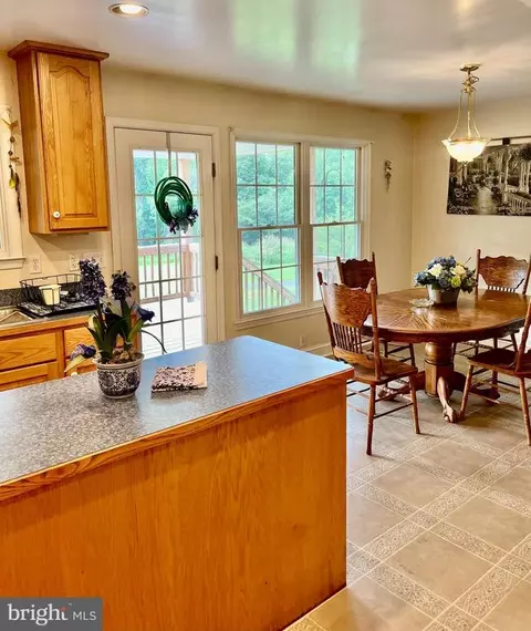 455 Richmond Rd, Castleton, VA 22716 photo 14