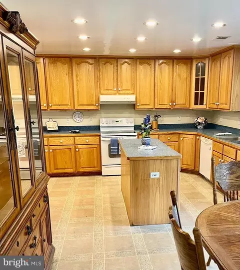 455 Richmond Rd, Castleton, VA 22716 photo 6