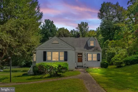 692 Viewtown Rd, Amissville, VA 20106