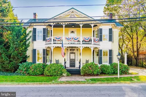3726 Sperryville Pike, Sperryville, VA 22740