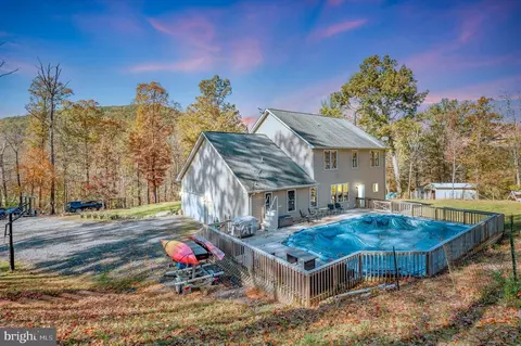 4 Victory Ln, Castleton, VA 22716 photo 4