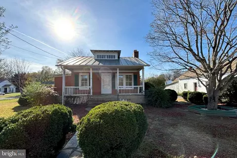 3738 Sperryville Pike, Sperryville, VA 22740