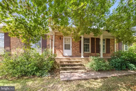 95 Harris Hollow Rd, Washington, VA 22747