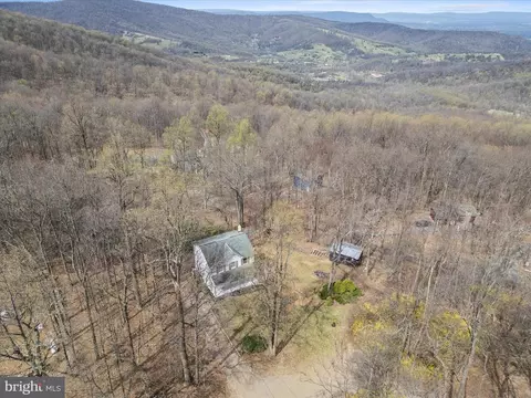 161 Apache Trl, Chester Gap, VA 22623 photo 32