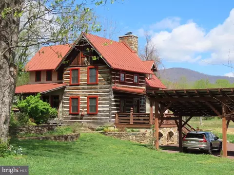195 Piedmont Ave, Washington, VA 22747