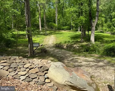 Riley Hollow Road, Huntly, VA
