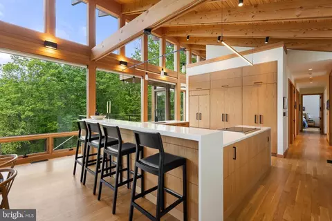 Kitchen - 559 Bessie Bell Mountain Rd, Castleton, VA 22716 photo 5 of 7