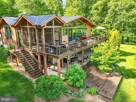 103 Castleton Ford Rd, Castleton, VA 22716 photo 2