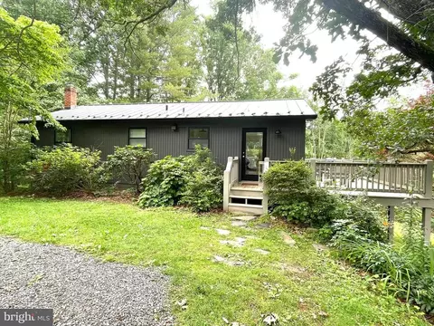 3336 Slate Mills Rd, Sperryville, VA 22740