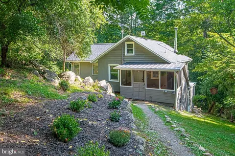 61 Mount Marshall Rd, Washington, VA 22747