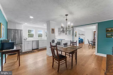 509 Castleton Ford Rd, Castleton, VA 22716 photo 15
