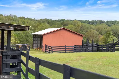 509 Castleton Ford Rd, Castleton, VA 22716 photo 12