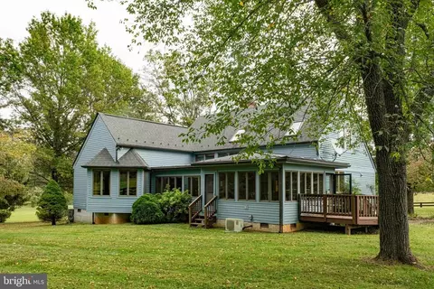 521 Dearing Rd, Huntly, VA 22640 photo 9