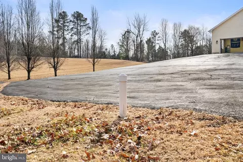 23 Richmond Rd, Castleton, VA 22716 photo 35