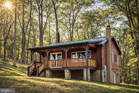 126 Mill Hill Rd, Huntly, VA 22640