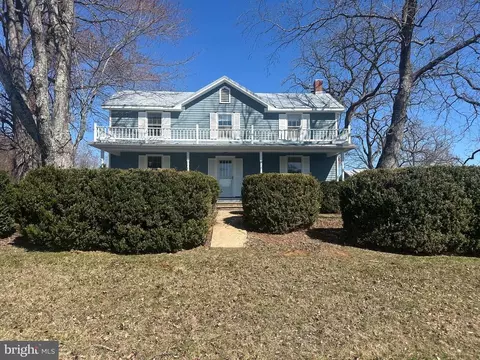 40 Battle Mountain Rd, Amissville, VA 20106