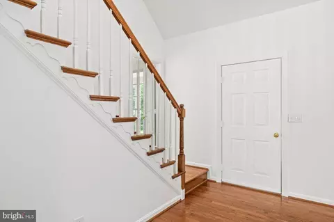 Entry Way - 274 Aaron Mountain Rd, Castleton, VA 22716 photo 1 of 5