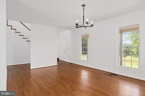 Living - 274 Aaron Mountain Rd, Castleton, VA 22716 photo 1 of 5