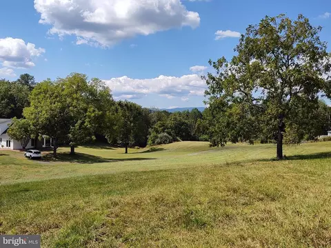 Exterior - 274 Aaron Mountain Rd, Castleton, VA 22716 photo 15 of 17