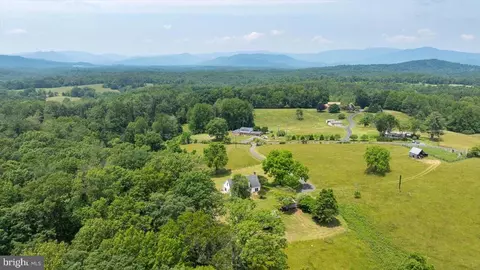 View/Area - 274 Aaron Mountain Rd, Castleton, VA 22716 photo 4 of 8